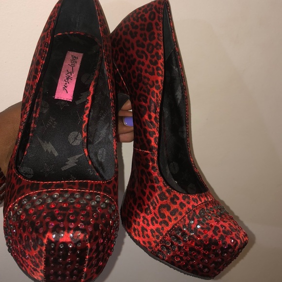 Betsy Johnson Majestee Red Leopard Heels - Picture 5 of 6